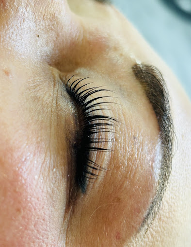 Detailed brow and lash work close-up at Nin's Beauty Salon in Tsawwassen